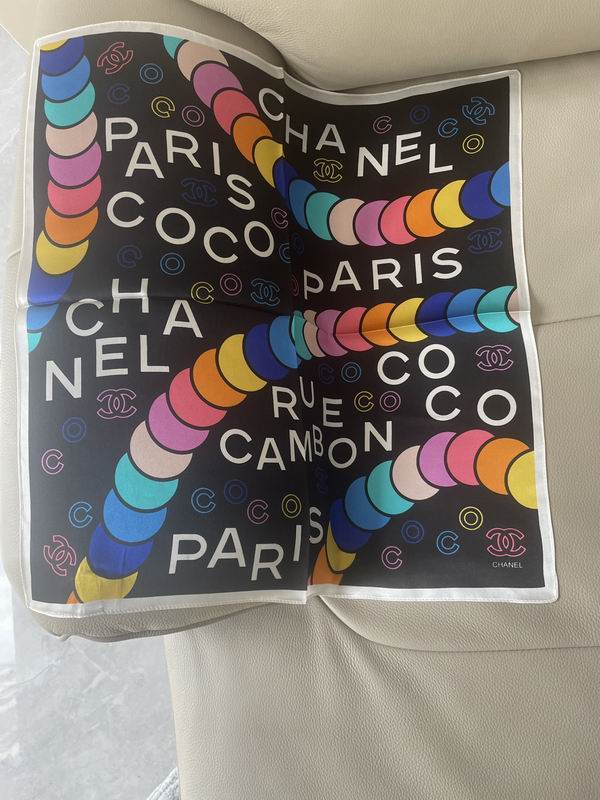 Chanel silk scarf 50X50cm E03 (4)